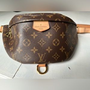 Authentic Louis Vuitton Bumbag